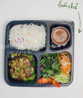Hộp Nhựa PP 4 Ngăn JB26 Phú Hội – Sản Phẩm Được Lựa Chọn Hàng Đầu Cho Suất Ăn Văn Phòng