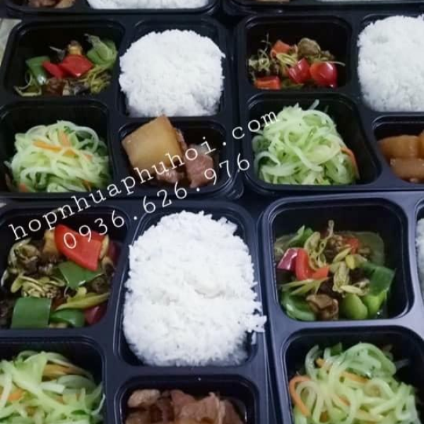 HỘP NHỰA ĐƯNG CƠM 4 NGĂN JB26