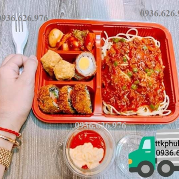 Hộp nhựa đựng cơm 4 ngăn đỏ đen cao cấp