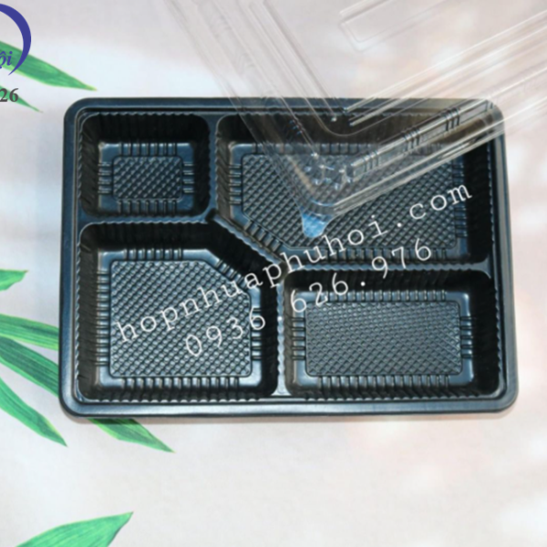 Khay nhựa đựng cơm 4 ngăn