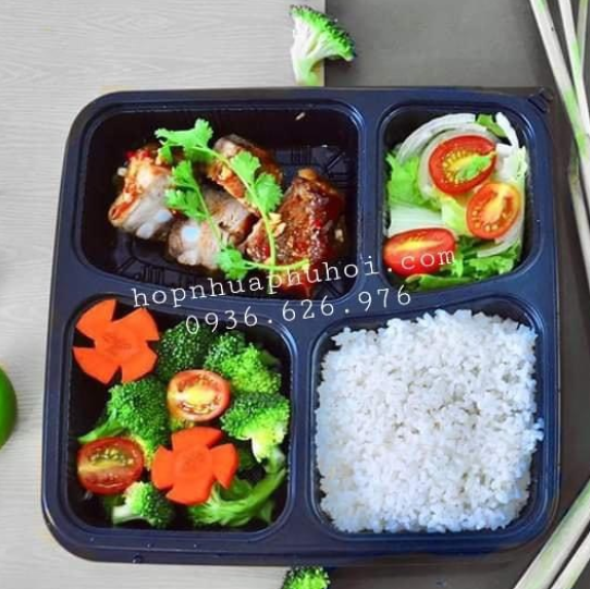 Hộp nhựa đựng cơm 4 ngăn