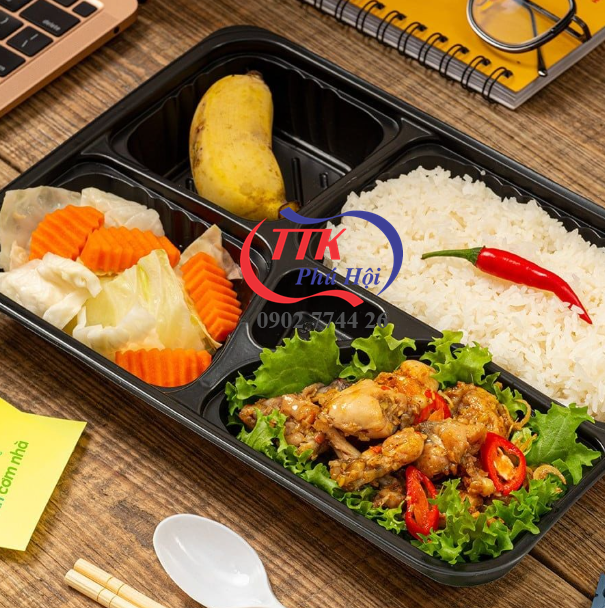 Hộp nhựa đựng cơm 5 ngăn