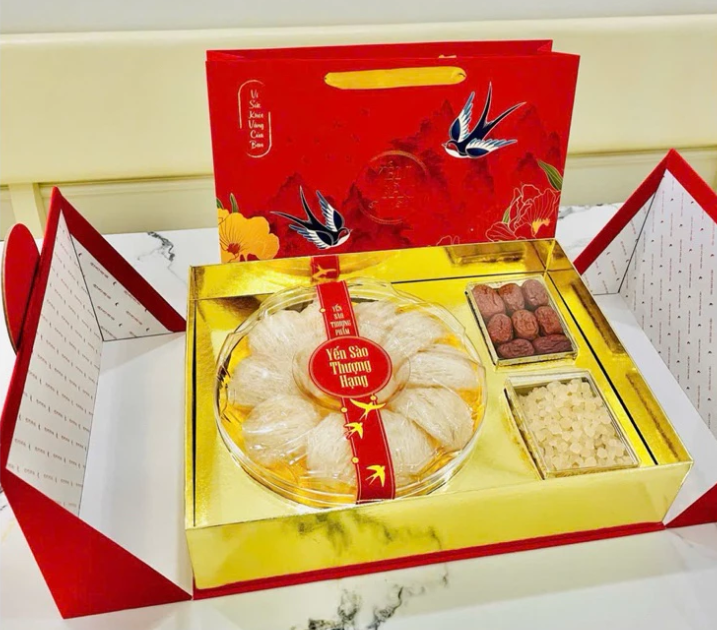 Hộp nhựa đựng yến hình kim cương