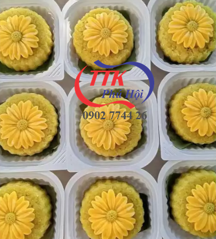 Hộp nhựa trắng đựng thực phẩm dùng 1 lần HT12