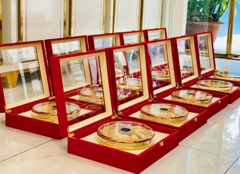 In tem nhãn hộp yến