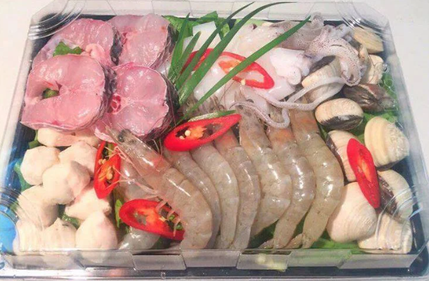 Khay nhựa đựng sushi, bánh, hải sản, trái cây ST8