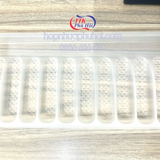 Khay nhựa đựng tôm 10 con
